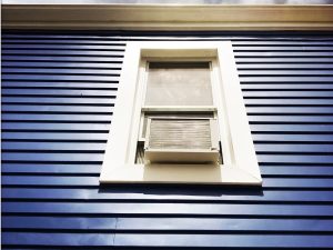 How long can you leave a window air conditioner running
