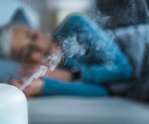 should humidifier run all night